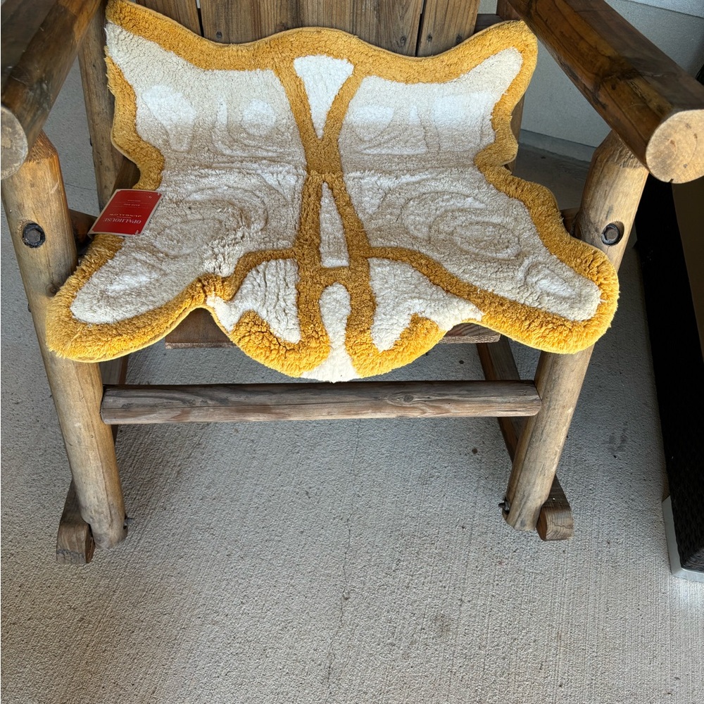Butterfly Bath Rug - Picture 5 of 7